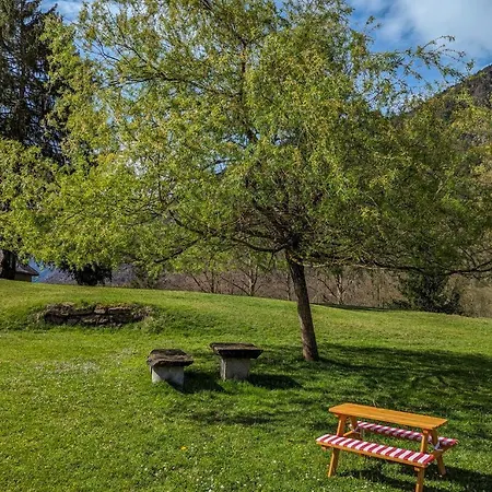 Les Narcisses بيت للعطل Cier-de-Luchon