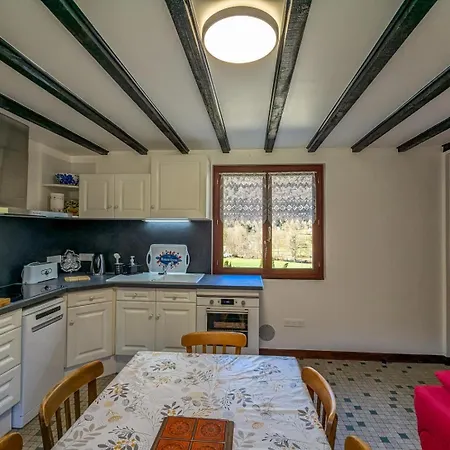 بيت للعطل Les Narcisses Cier-de-Luchon